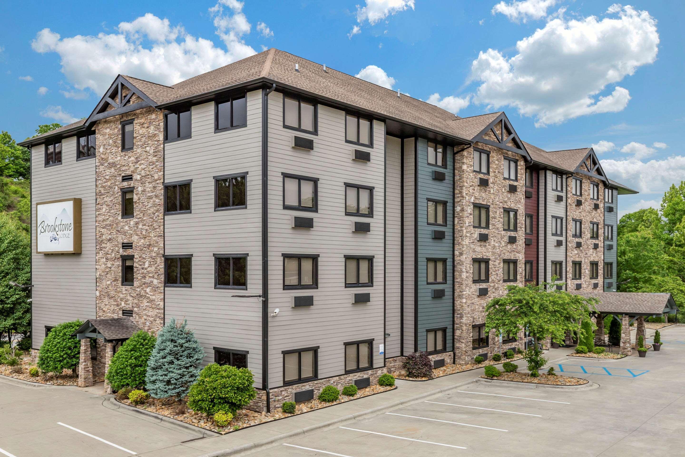 Brookstone Lodge Near Biltmore Village, Ascend Hotel Collection Asheville Dış mekan fotoğraf